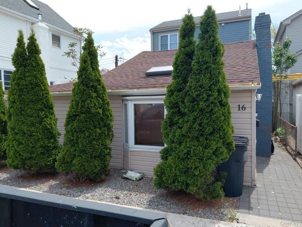 16 Cyrus Avenue , Brooklyn, NY 11229