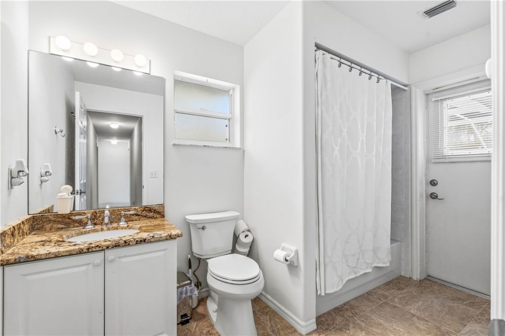 445 45th Avenue, Vero Beach, FL 32968 Photo
