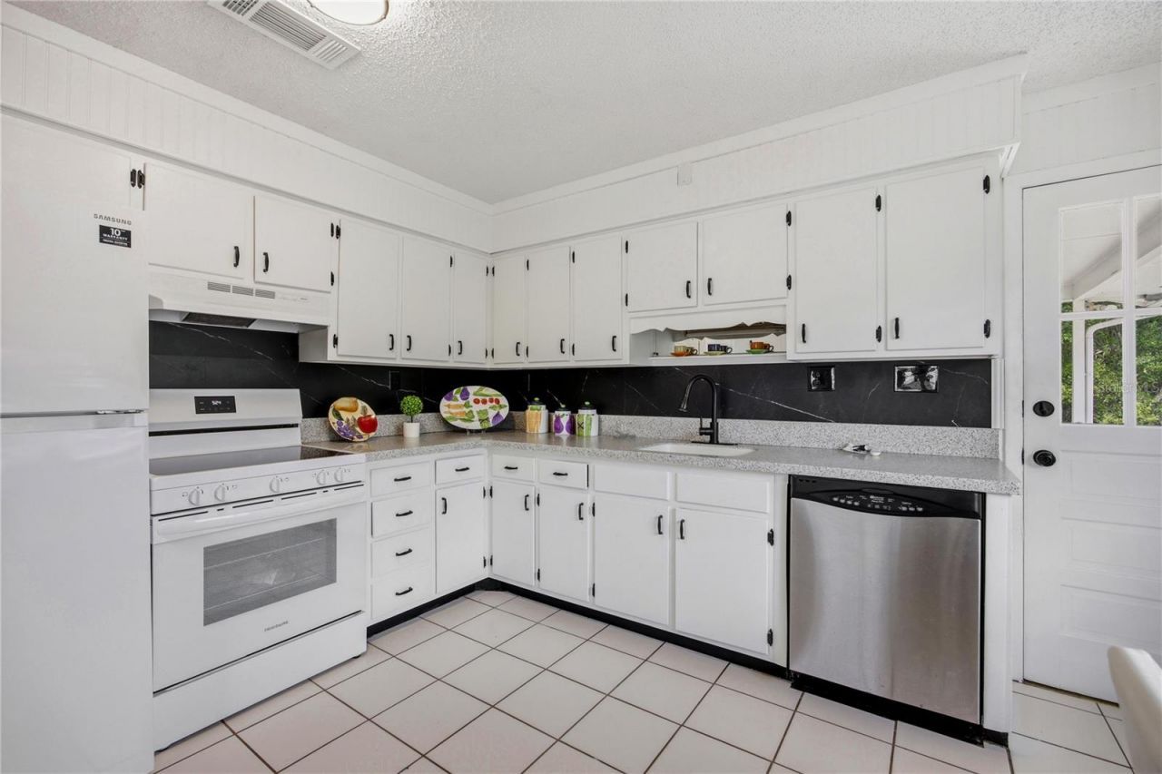 113 Browns Road , San Mateo, FL 32187 Photo