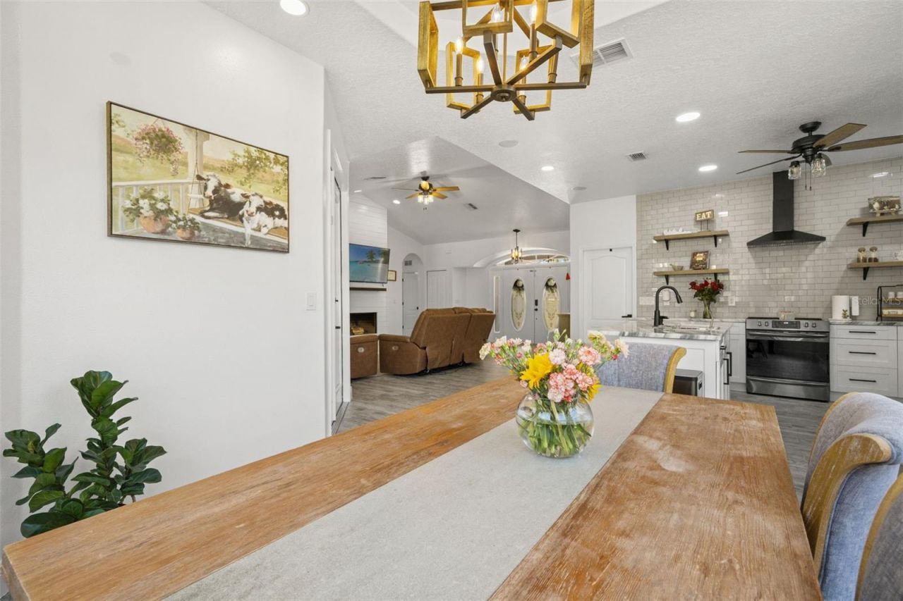 11360 Lark Sparrow Rd, Weeki Wachee, FL 34614 Photo