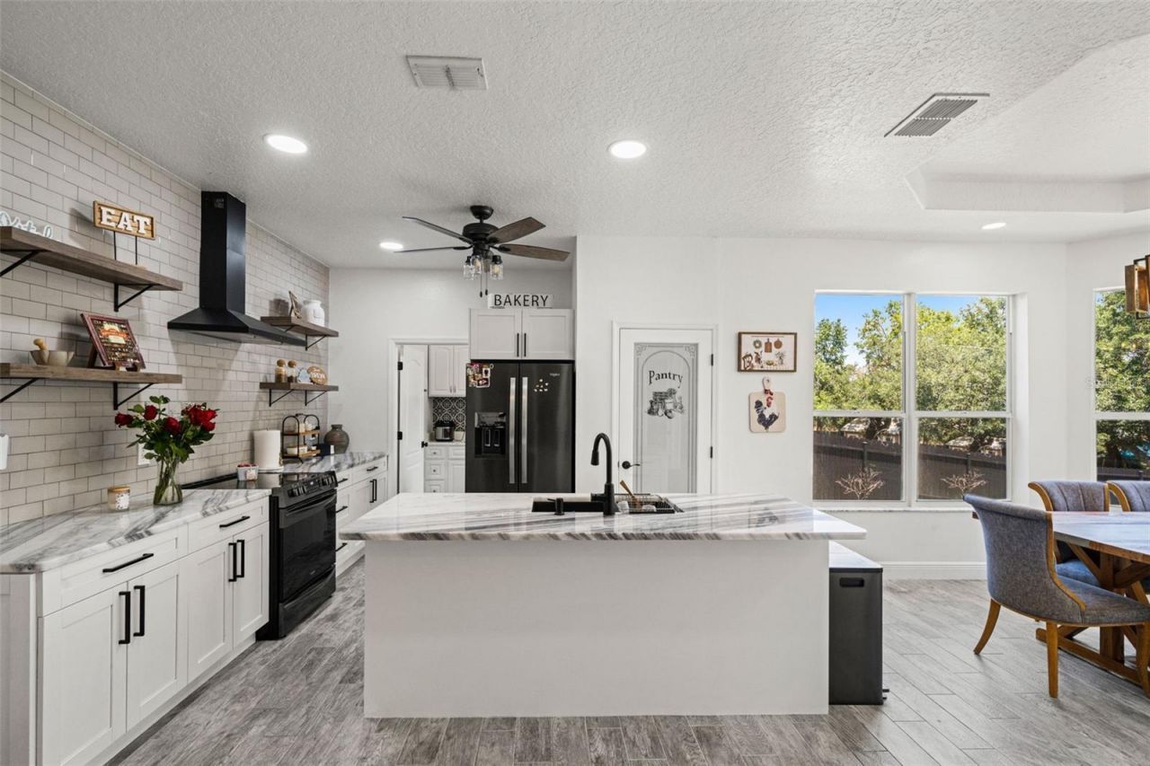 11360 Lark Sparrow Rd, Weeki Wachee, FL 34614 Photo