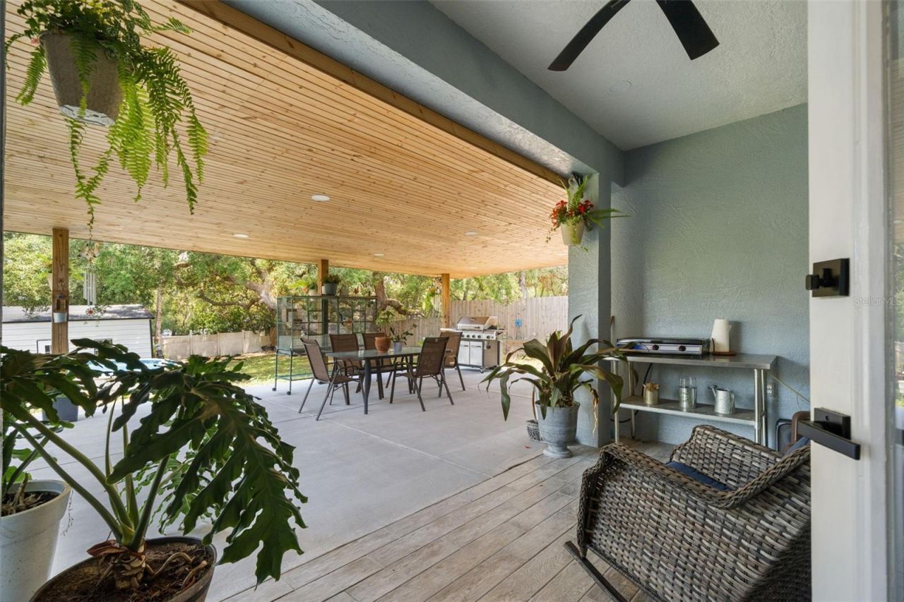11360 Lark Sparrow Rd, Weeki Wachee, FL 34614 Photo