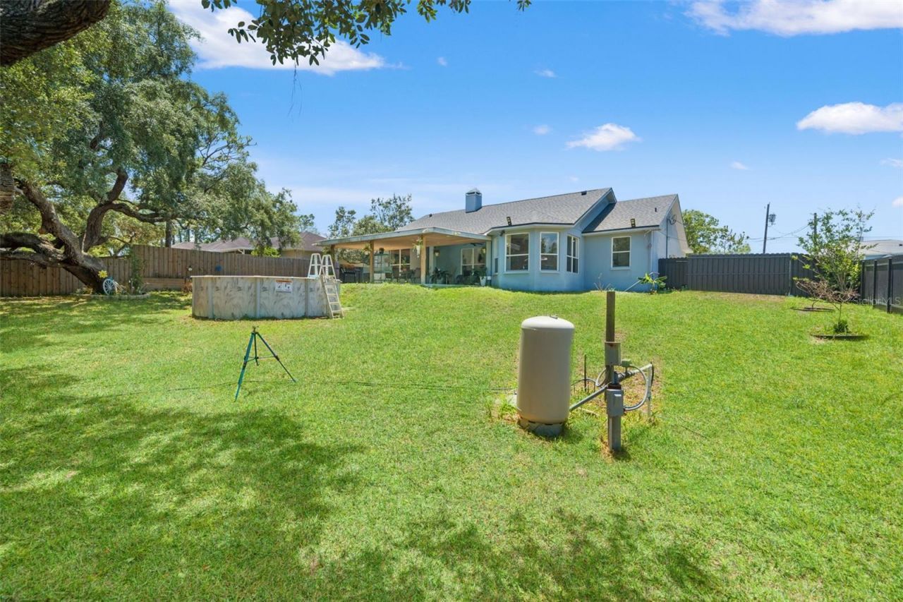11360 Lark Sparrow Rd, Weeki Wachee, FL 34614 Photo