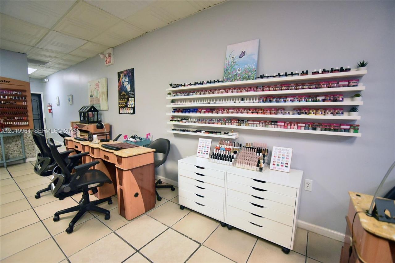 Please Call For Address, Hialeah, FL 33012 Photo
