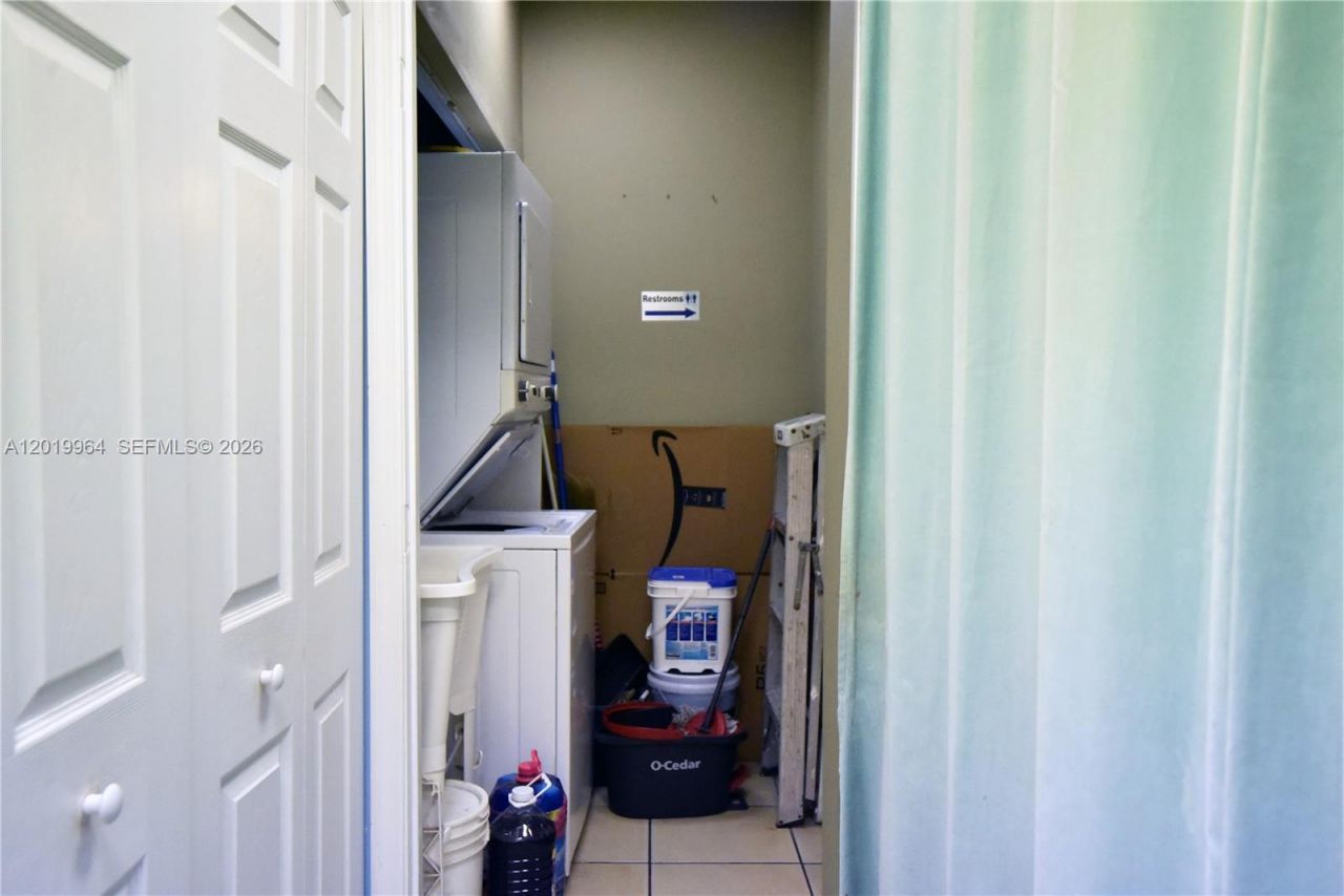Please Call For Address, Hialeah, FL 33012 Photo