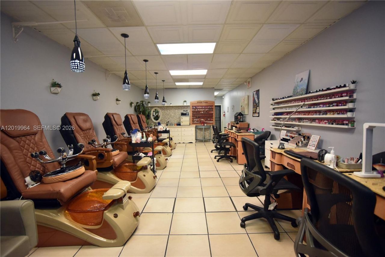 Please Call For Address, Hialeah, FL 33012 Photo