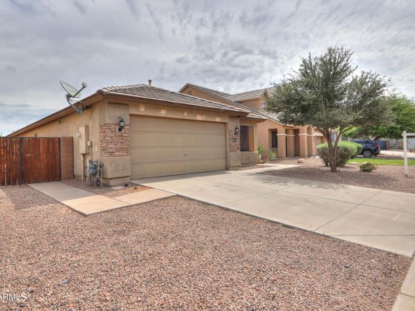 41604 W AVELLA Drive, Maricopa, AZ 85138