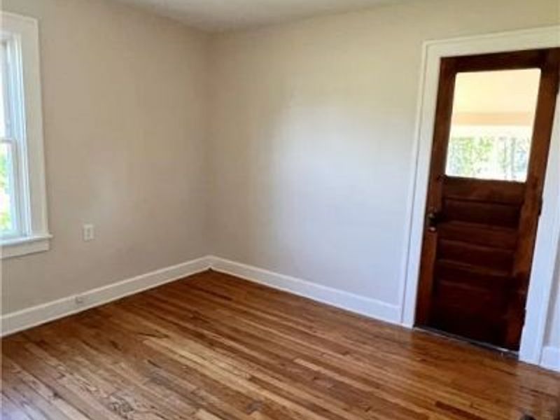 9725 Parkview Avenue, Garfield Heights, OH 44125 Photo 20