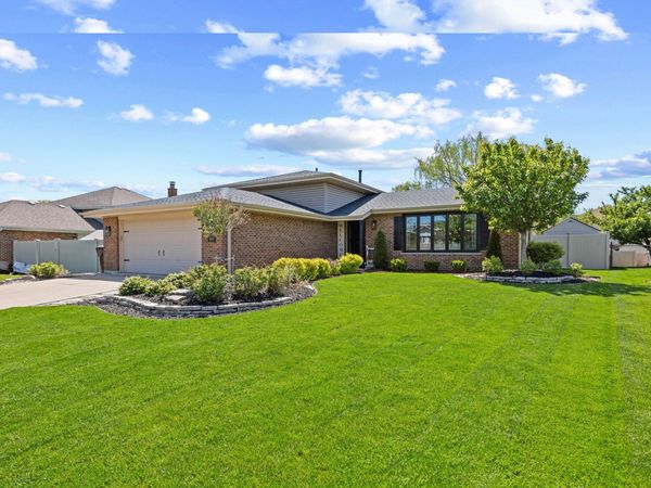8607 Bethany Lane , Tinley Park, IL 60487
