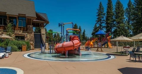 12193 Lookout Loop, Truckee, CA 96161 Photo