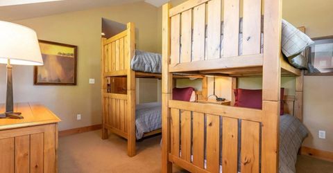 12193 Lookout Loop, Truckee, CA 96161 Photo