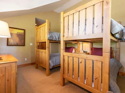 12193 Lookout Loop, Truckee, CA 96161 Photo