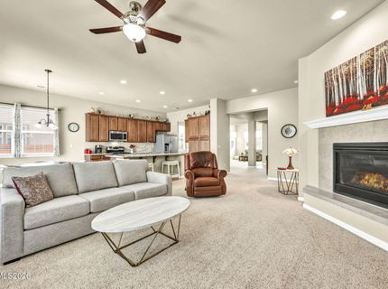 124 Maze Avenue, Dayton, NV 89403 Photo
