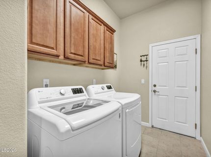 124 Maze Avenue, Dayton, NV 89403 Photo