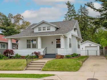 114 River Avenue, Mishawaka, IN 46544