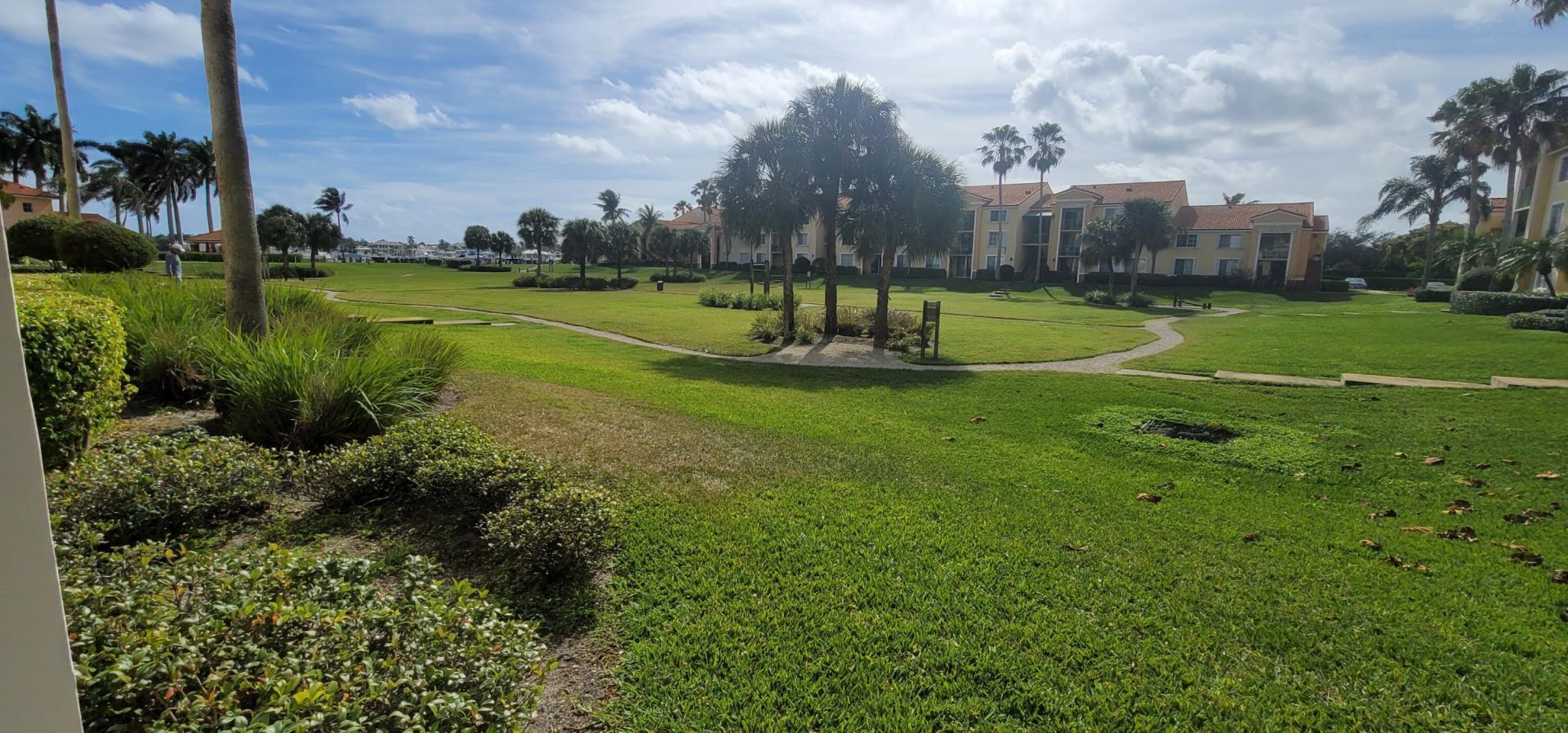 145 Yacht Club Way, Unit 112, Hypoluxo, FL 33462 Photo