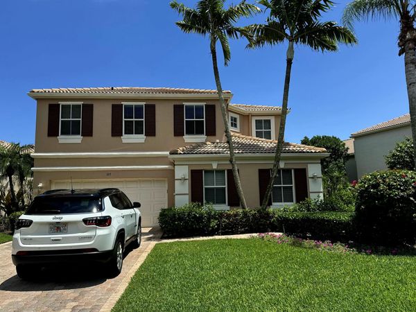107 Sunset Cove Lane, Palm Beach Gardens, FL 33418