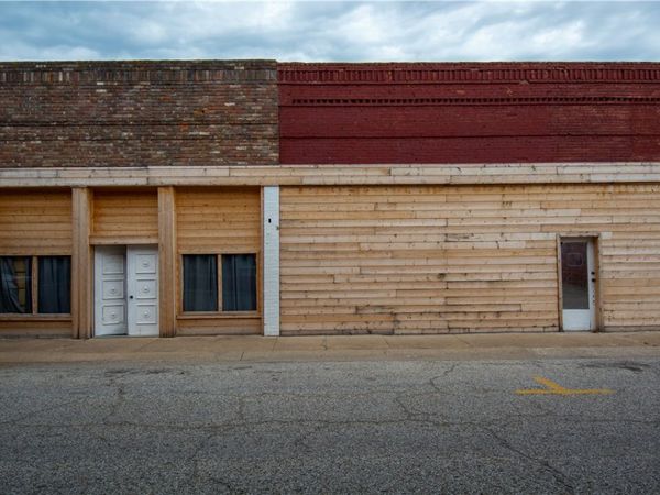 106, 108, 110 E Church Avenue , Berryville, AR 72616