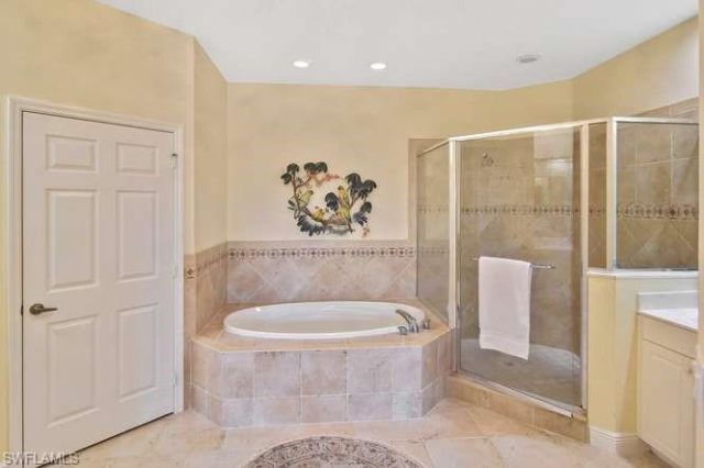 18921 Bay Woods Lake Dr, Unit 201, Fort Myers, FL 33908 Photo