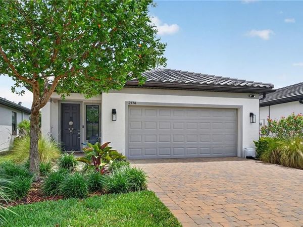 2174 Yellowfin CIR, NAPLES, FL 34114