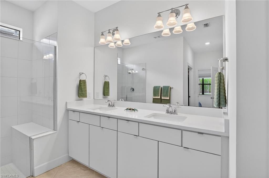2174 Yellowfin Cir, Naples, FL 34114 Photo