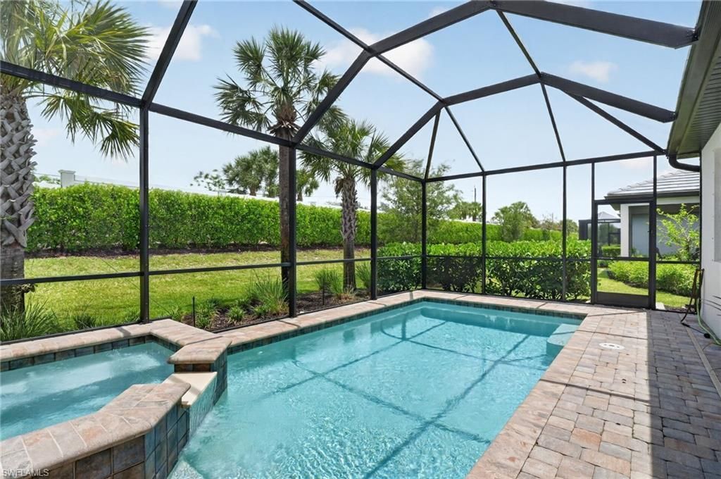 2174 Yellowfin Cir, Naples, FL 34114 Photo