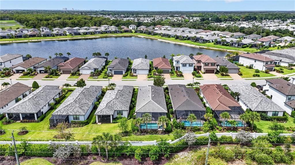2174 Yellowfin Cir, Naples, FL 34114 Photo