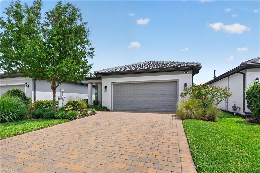 2174 Yellowfin Cir, Naples, FL 34114 Photo