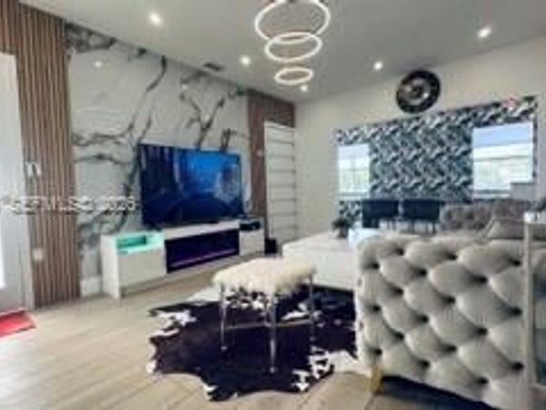 1670 SW 20th St , Unit 2, Miami, FL 33145