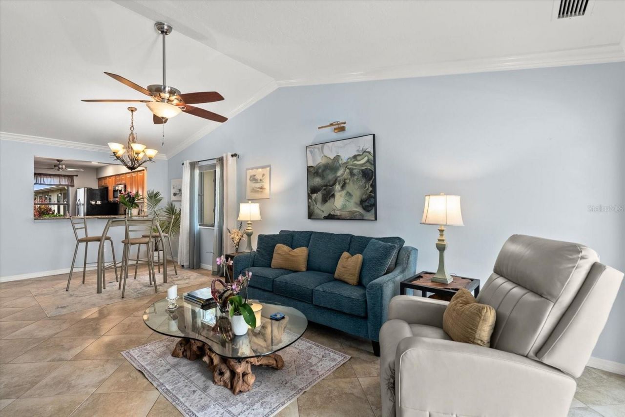 2723 60th Avenue Drive W, Unit 2723, Bradenton, FL 34207 Photo