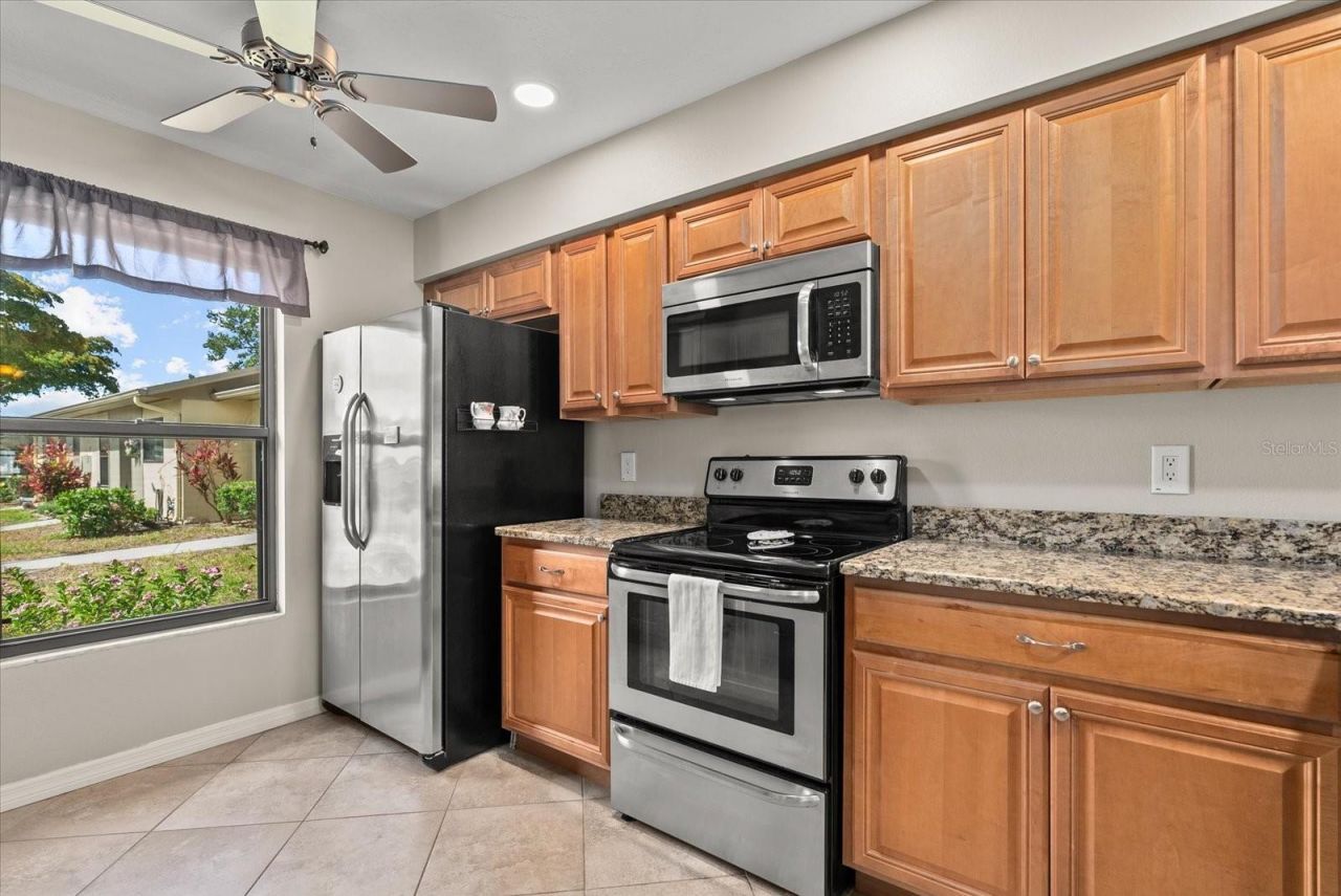 2723 60th Avenue Drive W, Unit 2723, Bradenton, FL 34207 Photo