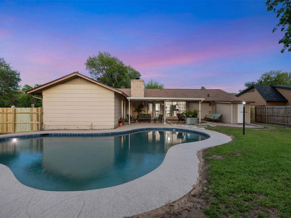 9910 Faylin DR, Austin, TX 78753
