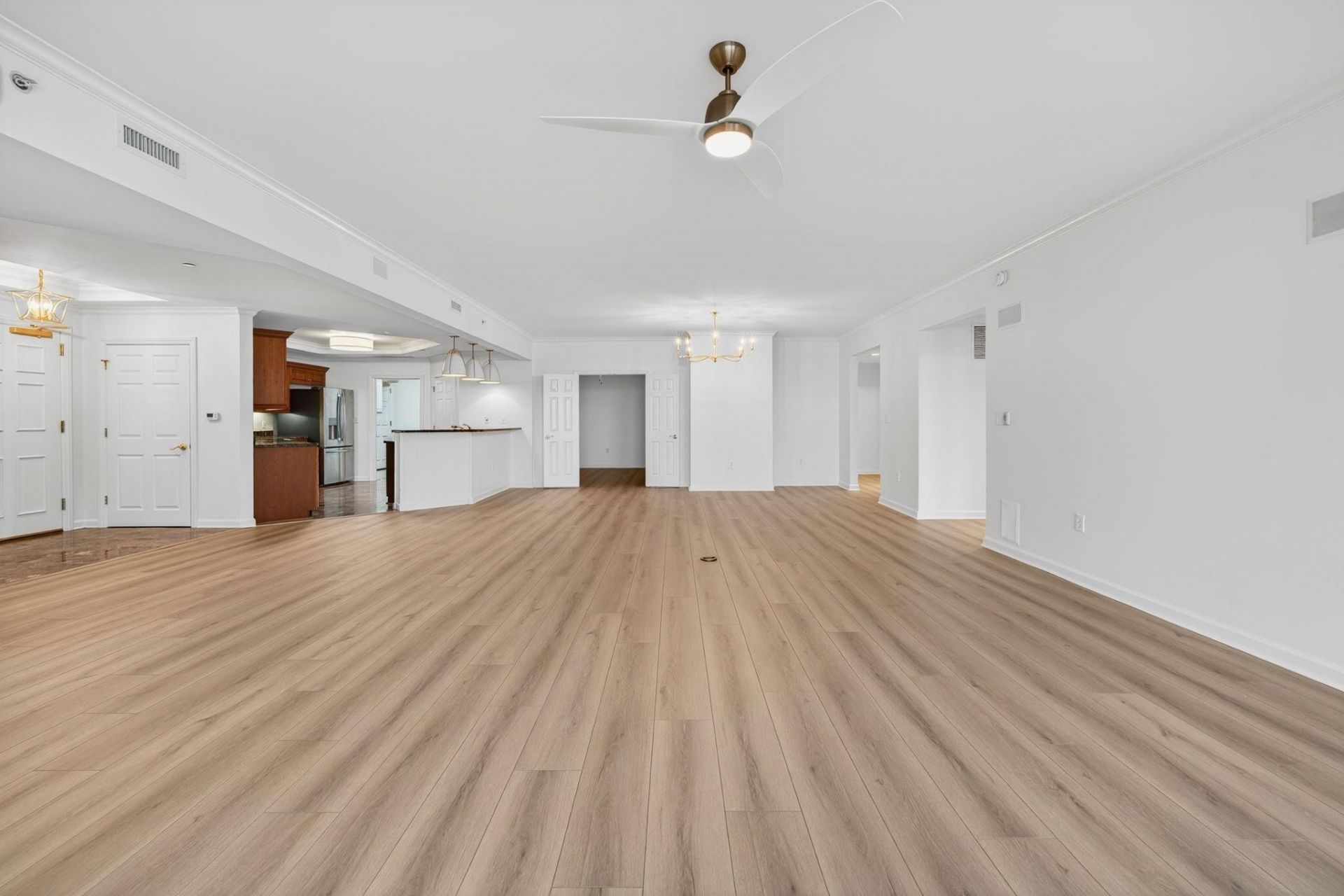 8500 Margate Circle Photo 10
