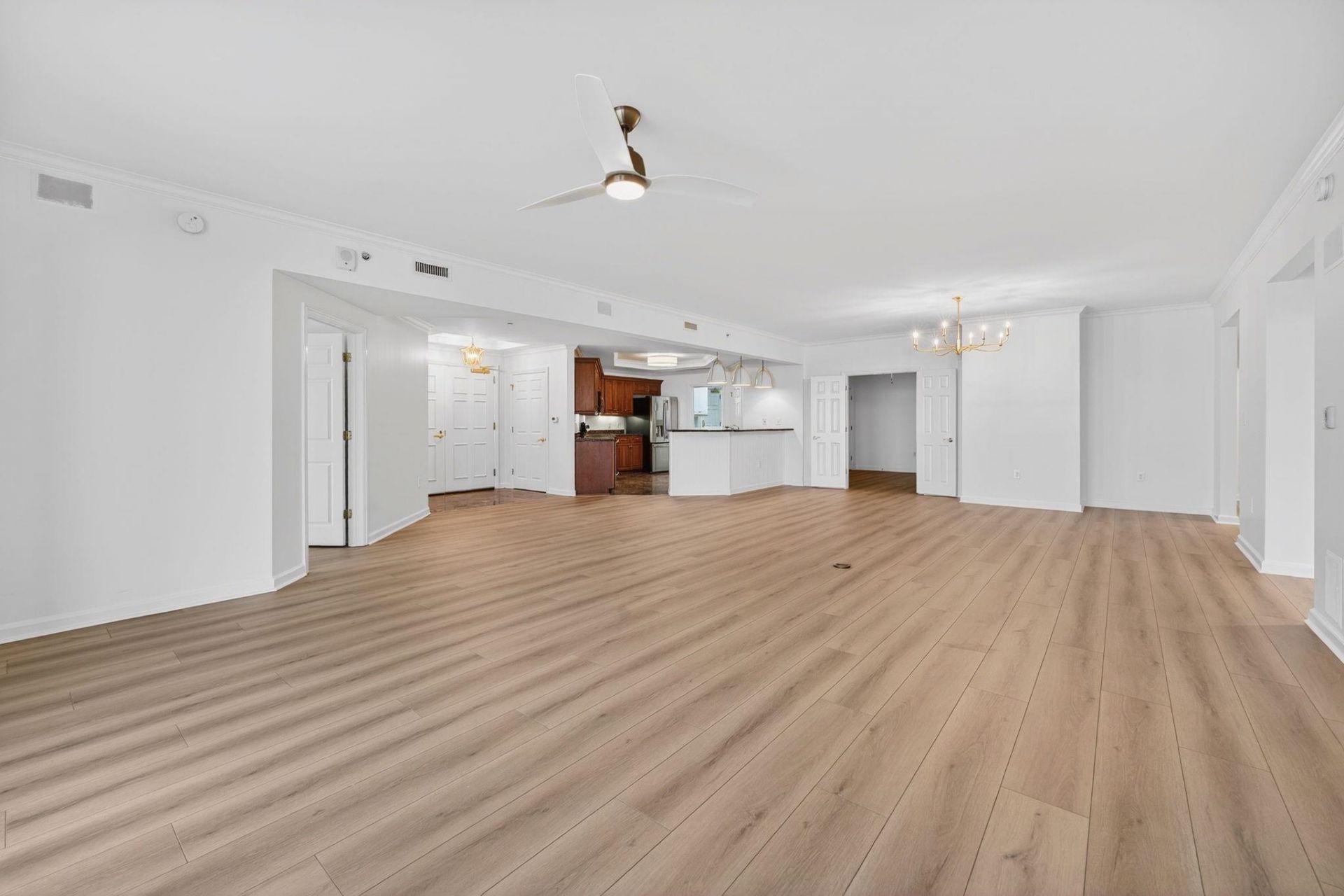 8500 Margate Circle Photo 11