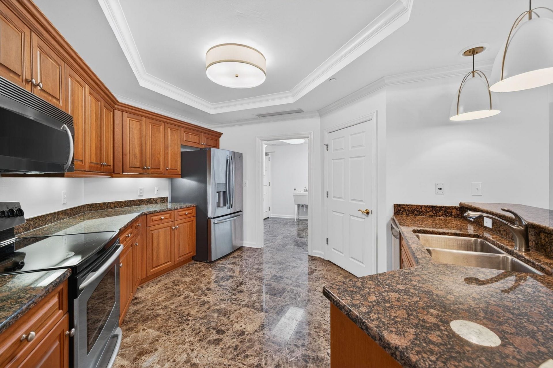 8500 Margate Circle Photo 16