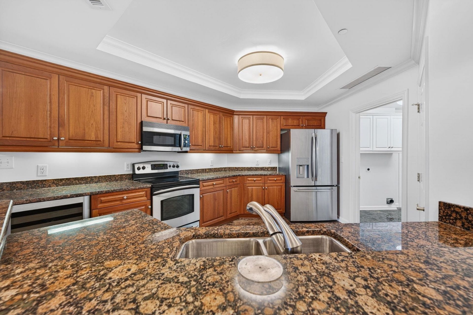 8500 Margate Circle Photo 17