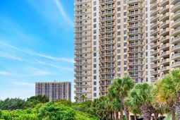 8500 Margate Circle photo 4