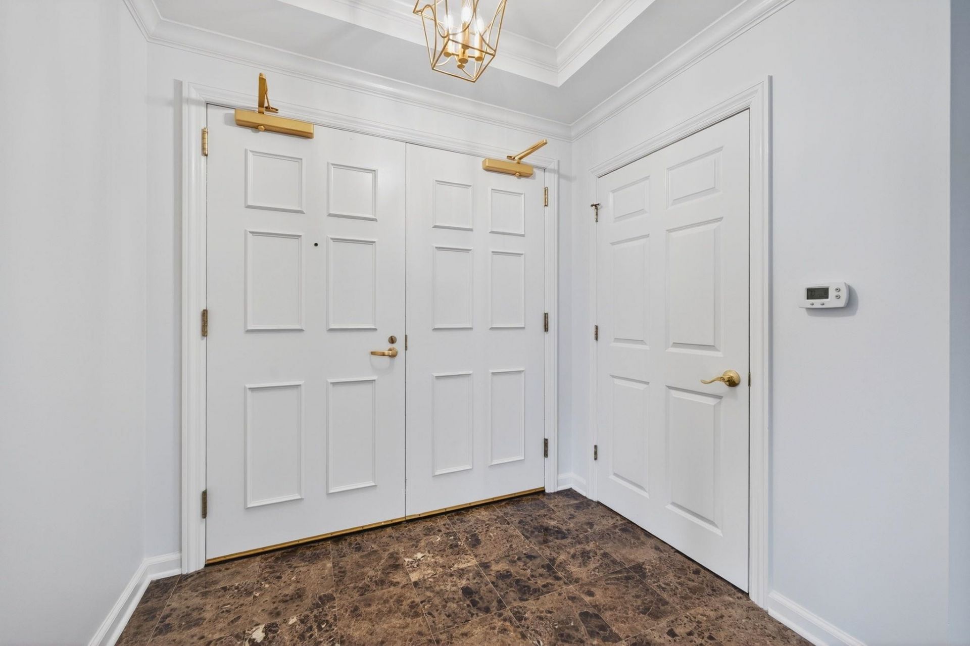 8500 Margate Circle Photo 6