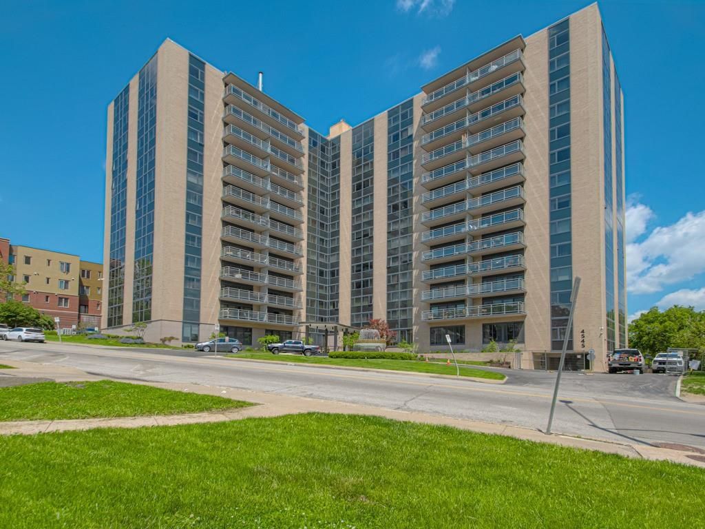 4545 Wornall Road, Unit 208, Kansas City, MO 64111 Main Photo
