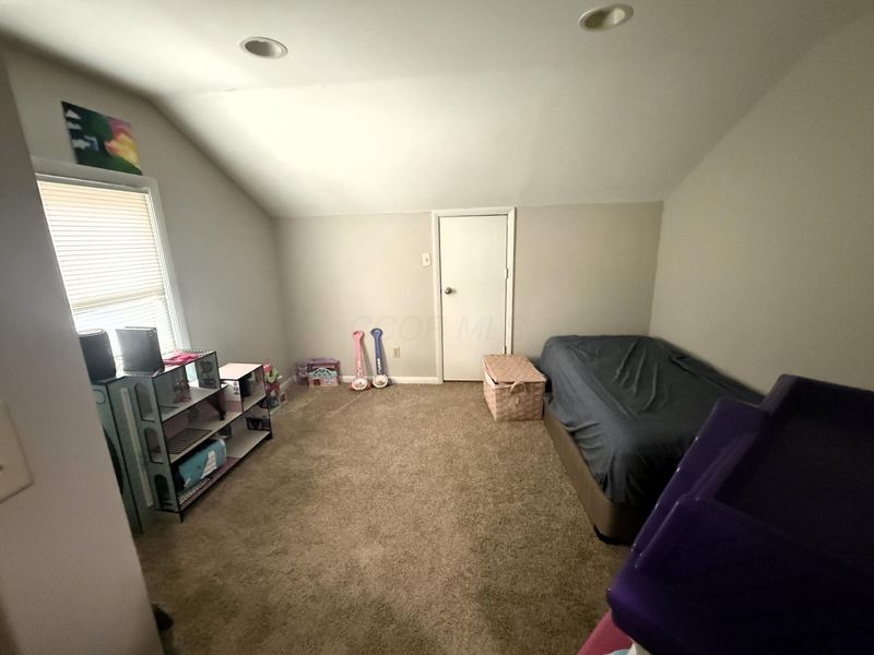 537 Townsend Avenue, Columbus, OH 43223 Photo 12