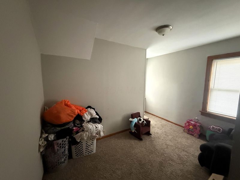 537 Townsend Avenue, Columbus, OH 43223 Photo 7