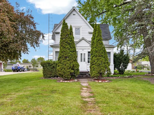 224 Howard St, Walworth, WI 53184