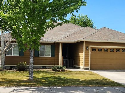 2695 NE 9th Street Redmond, OR 97756