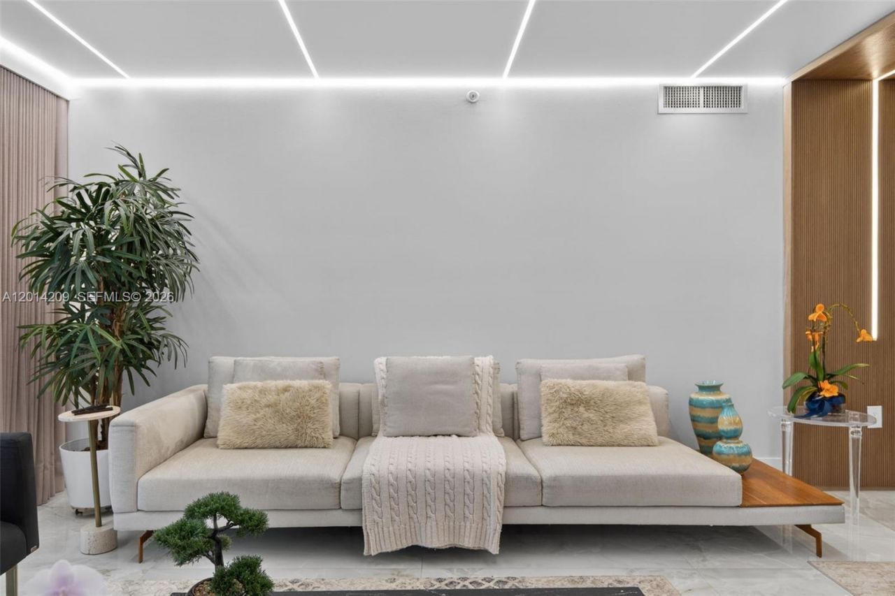 300 Sunny Isles Blvd, Unit 4-1902, Sunny Isles Beach, FL 33160 Photo