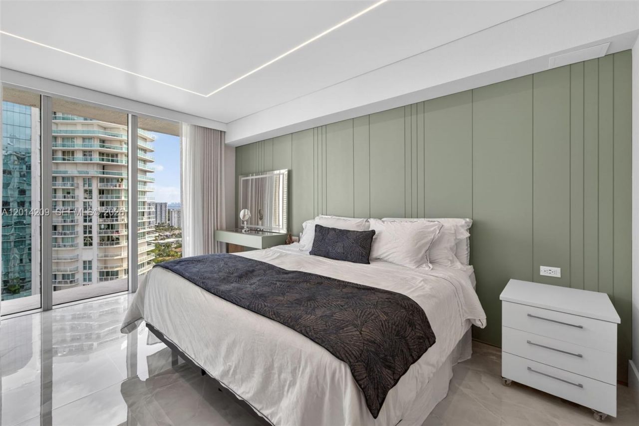 300 Sunny Isles Blvd, Unit 4-1902, Sunny Isles Beach, FL 33160 Photo