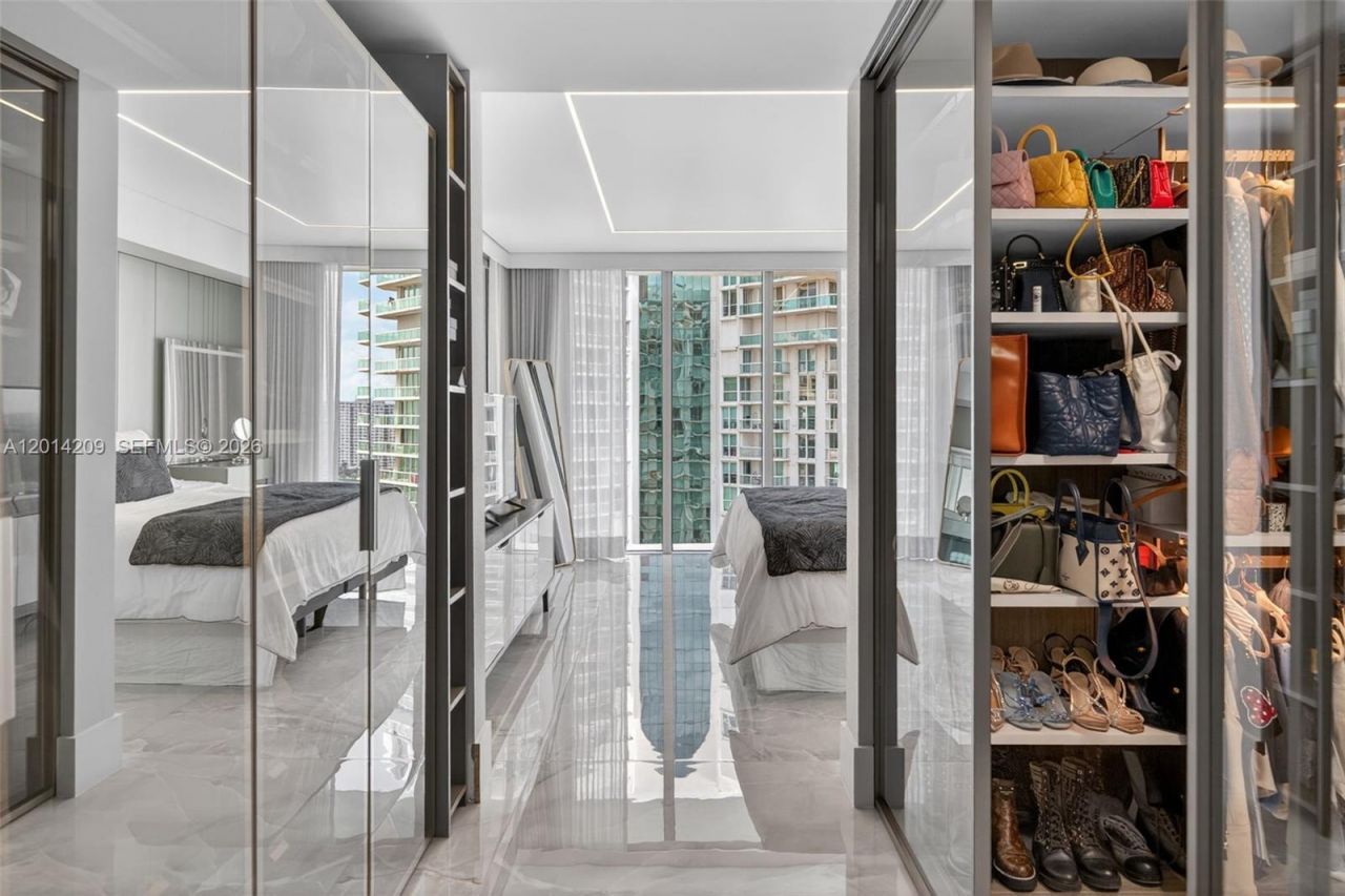 300 Sunny Isles Blvd, Unit 4-1902, Sunny Isles Beach, FL 33160 Photo