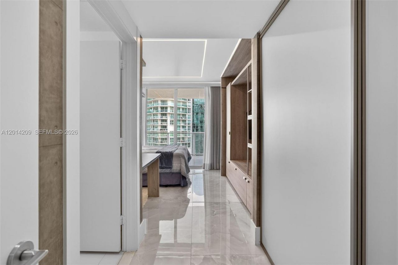300 Sunny Isles Blvd, Unit 4-1902, Sunny Isles Beach, FL 33160 Photo