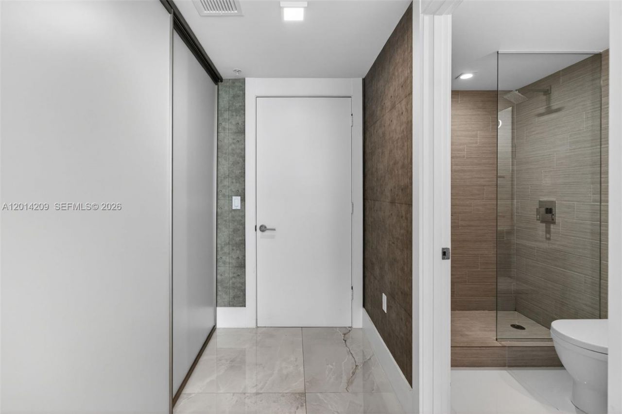 300 Sunny Isles Blvd, Unit 4-1902, Sunny Isles Beach, FL 33160 Photo