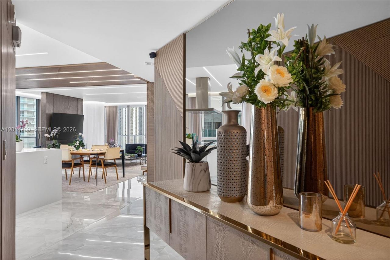 300 Sunny Isles Blvd, Unit 4-1902, Sunny Isles Beach, FL 33160 Photo