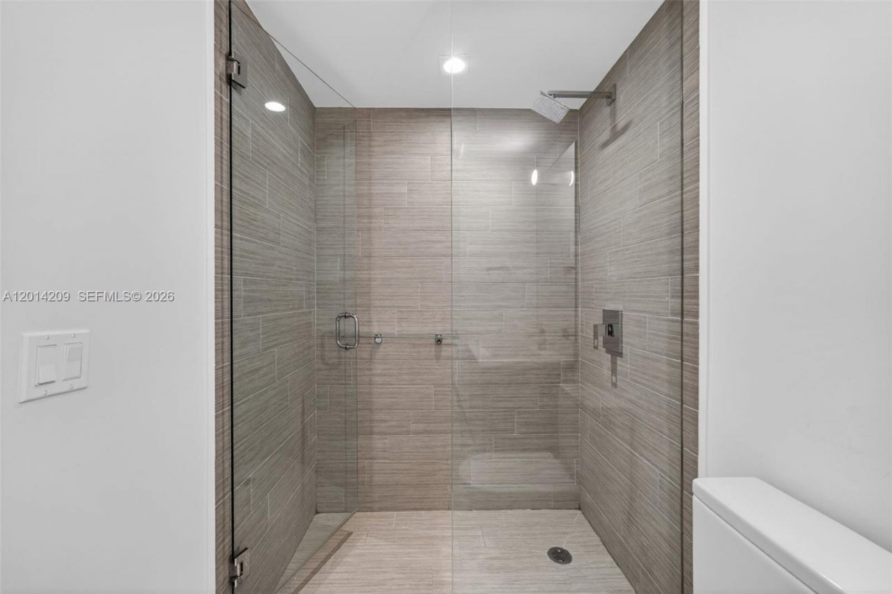 300 Sunny Isles Blvd, Unit 4-1902, Sunny Isles Beach, FL 33160 Photo